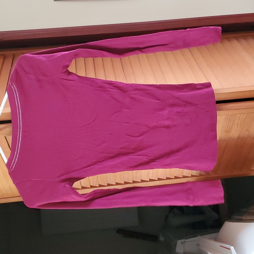 Long-sleeved - Picture 3 of 3